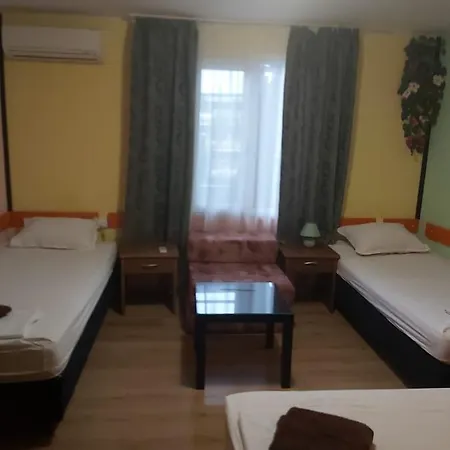 Hostel Solar